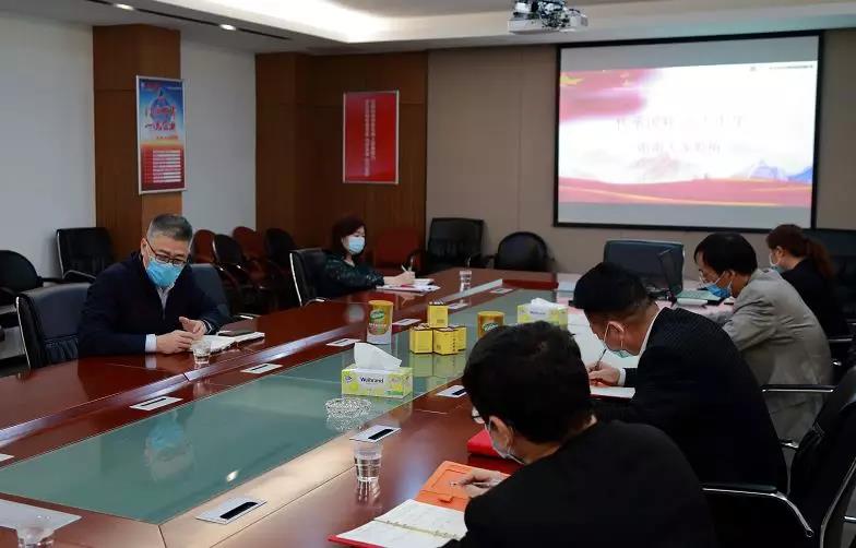 广药集团总司理杨军到白云山威尼斯9499公司调研