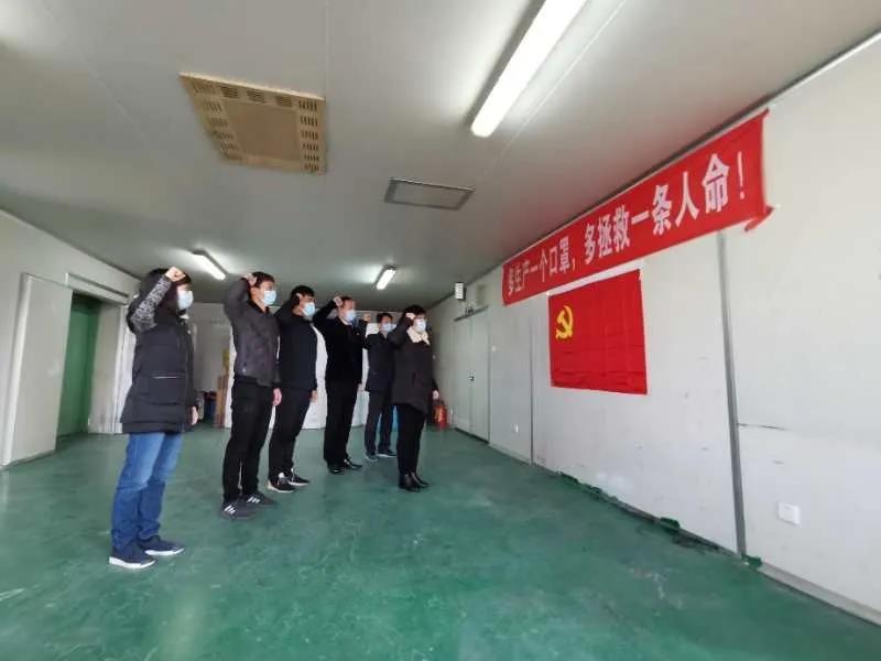 助力口罩生产，，，， “疫”禁止辞—致敬无私贡献威尼斯9499人